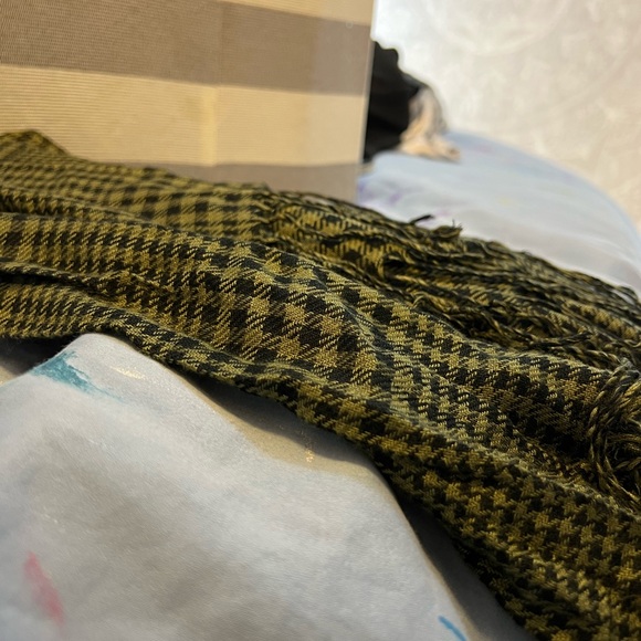 ❤️🧣BEAUTIFUL DESIGNER SCARF🧣❤️LONG EUC GIFT BLACK CHECKED - Picture 3 of 13